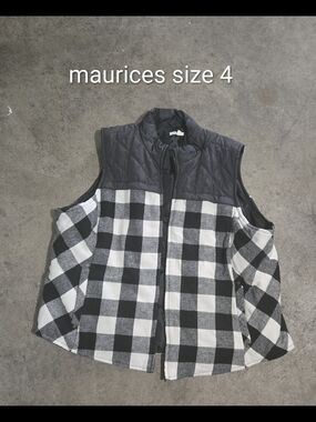Maurices Black & White Buffalo Plaid Quilted Vest